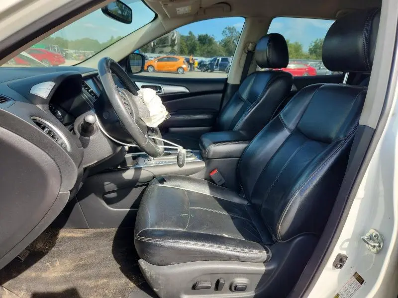 2018 NISSAN PATHFINDER SL  