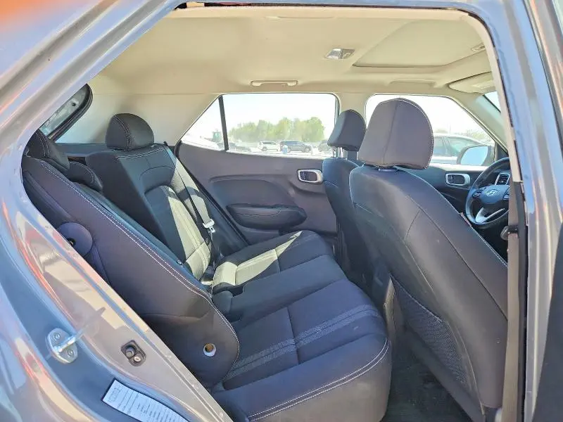 2023 HYUNDAI VENUE SEL  