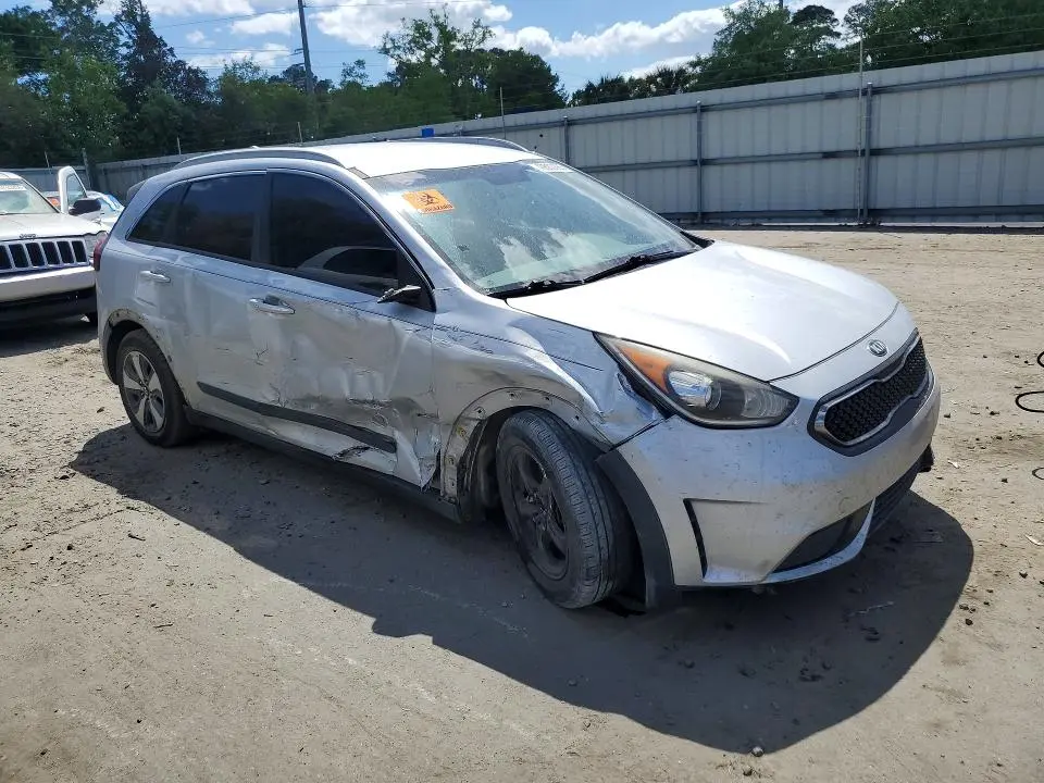2019 KIA NIRO LX  