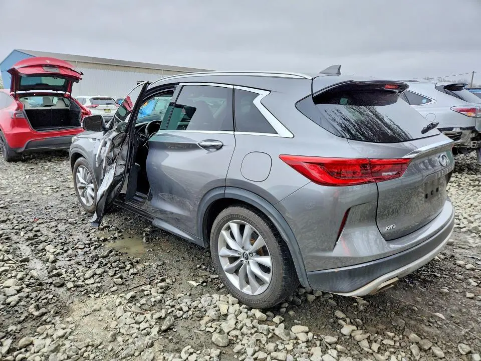 2019 INFINITI QX50 LUXE  
