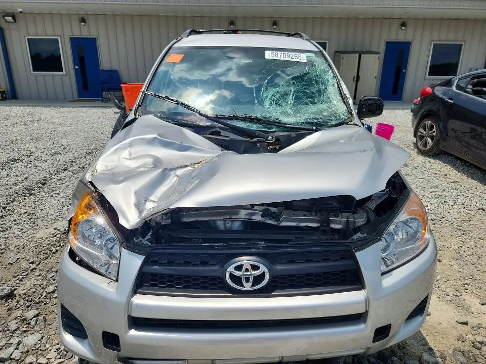 2011 TOYOTA RAV4 BASE  