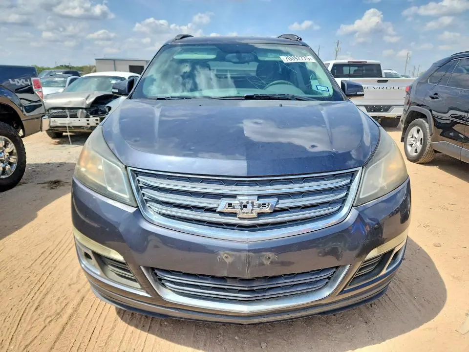 2013 CHEVROLET TRAVERSE LT  