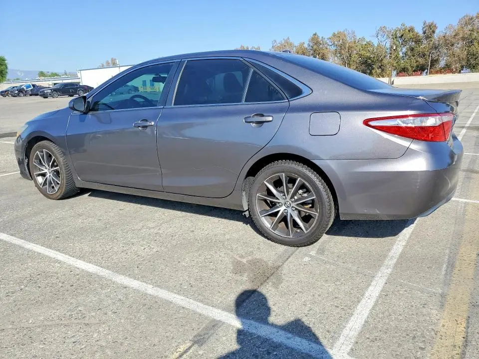 2015 TOYOTA CAMRY XSE  