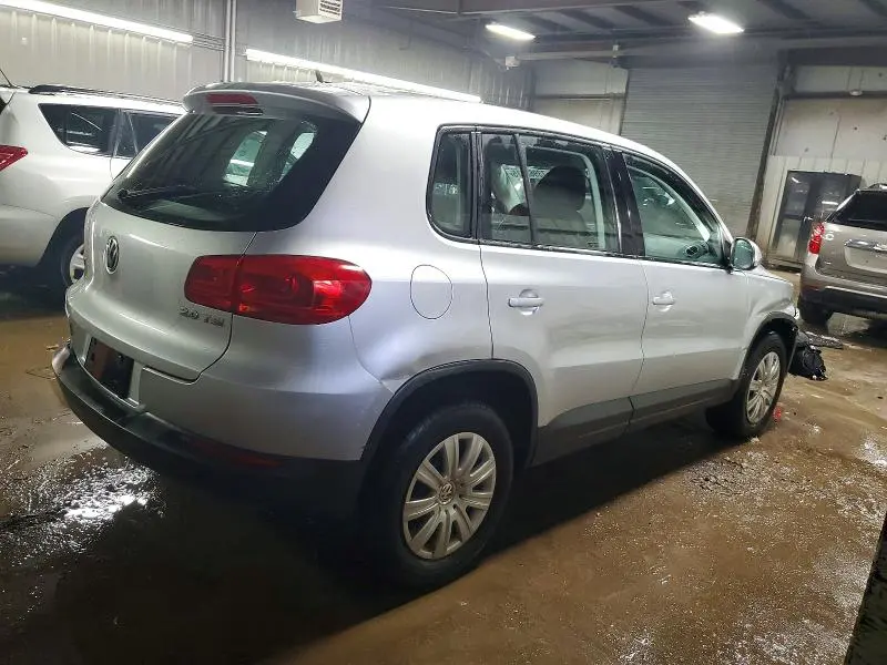 2013 VOLKSWAGEN TIGUAN S  