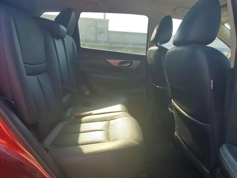 2015 NISSAN ROGUE SV  