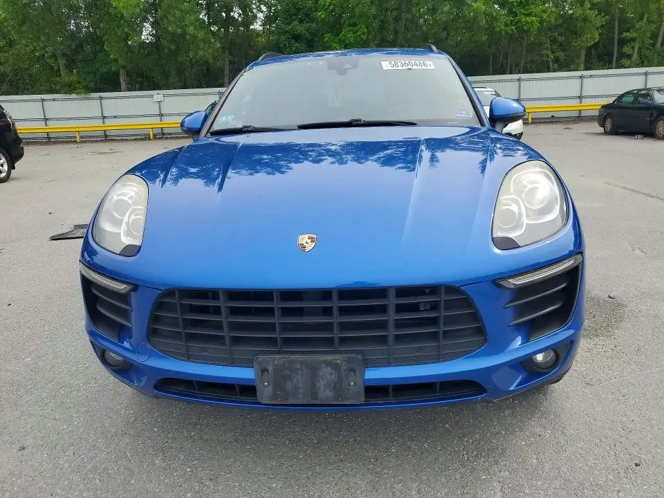 2016 PORSCHE MACAN S  