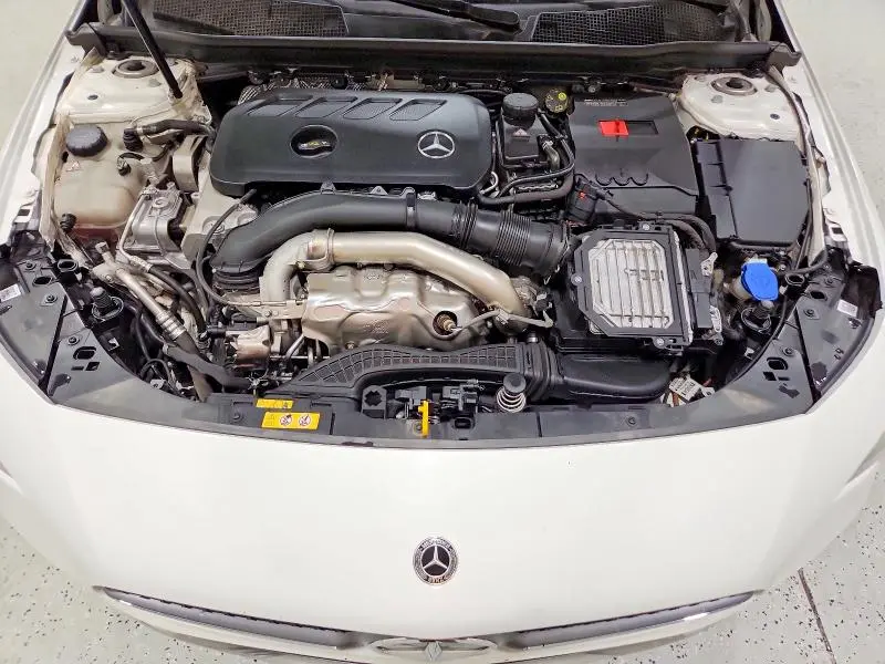 2025 MERCEDES-BENZ CLA 250  