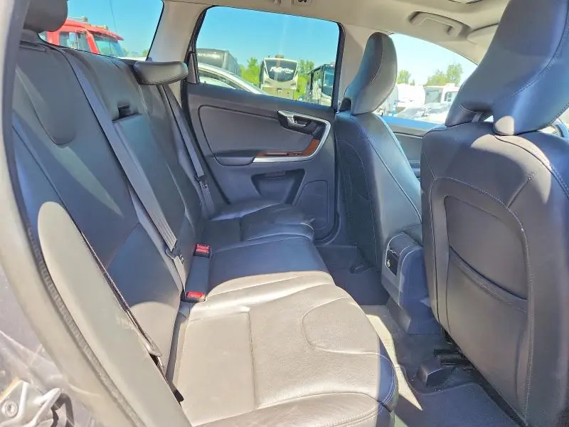 2017 VOLVO XC60 T6 INSCRIPTION  