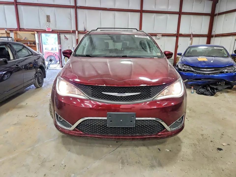2017 CHRYSLER PACIFICA TOURING L  