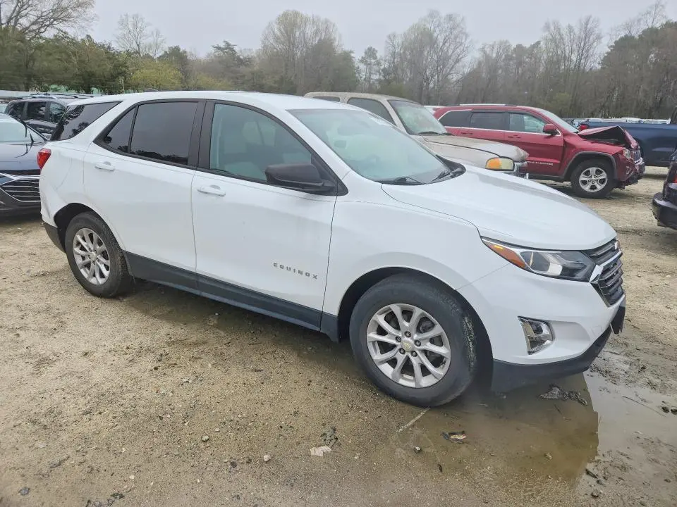 2020 CHEVROLET EQUINOX LS  
