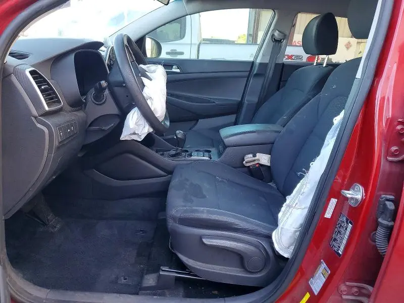 2021 HYUNDAI TUCSON SE  
