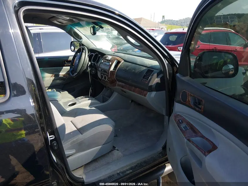 2011 TOYOTA TACOMA BASE V6