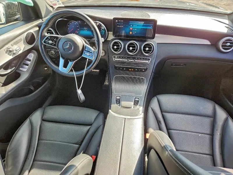2022 MERCEDES-BENZ GLC 300  