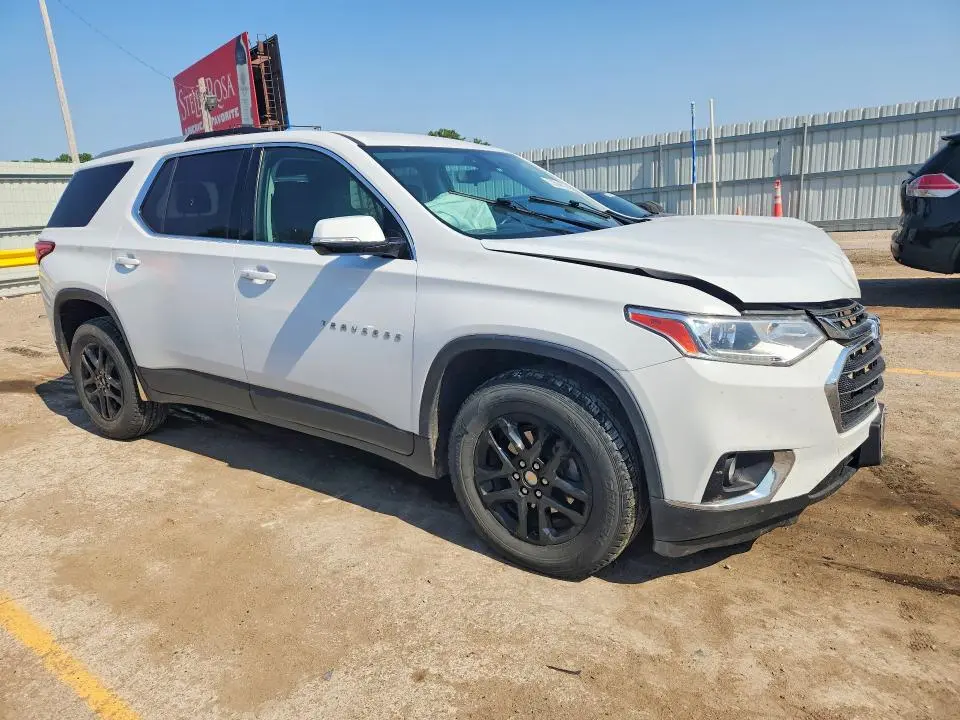 2018 CHEVROLET TRAVERSE LT  