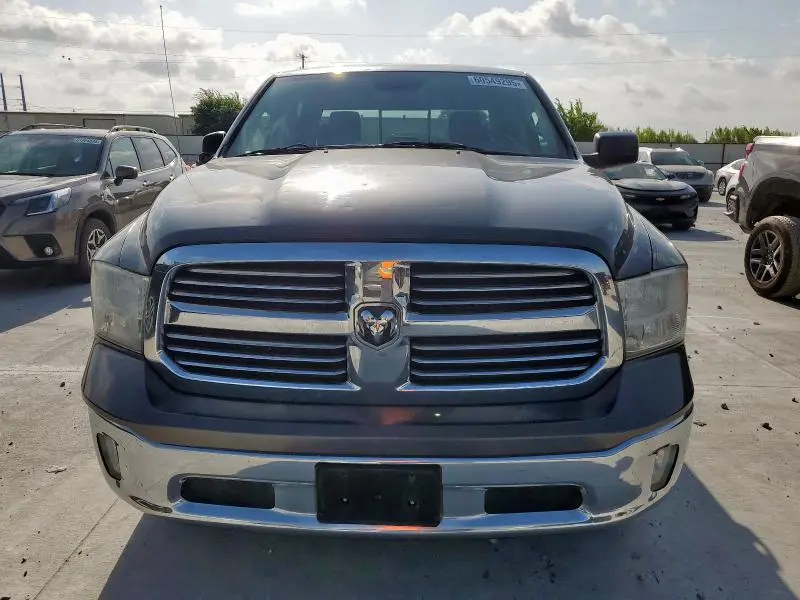 2014 RAM 1500 SLT  