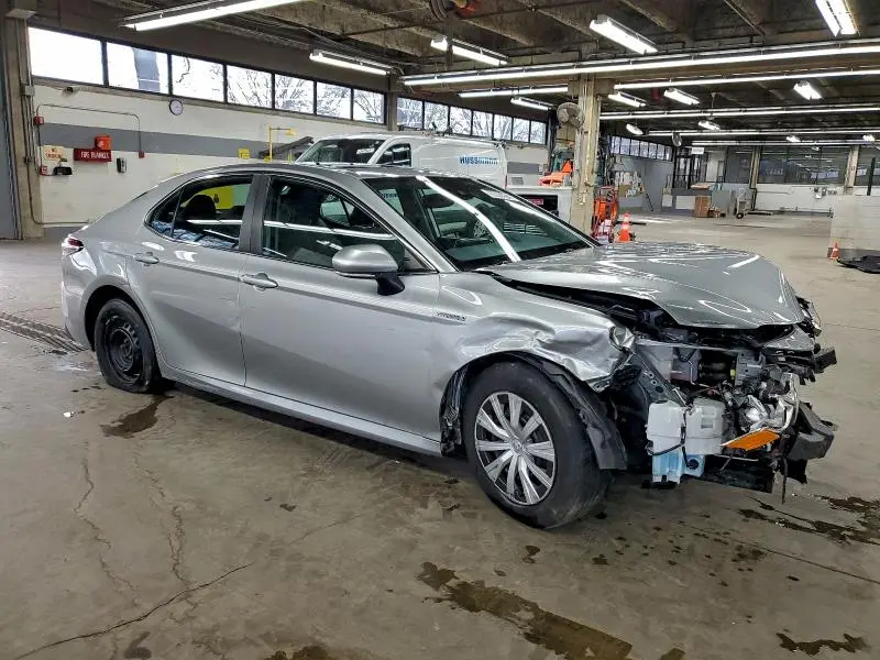 2021 TOYOTA CAMRY LE  