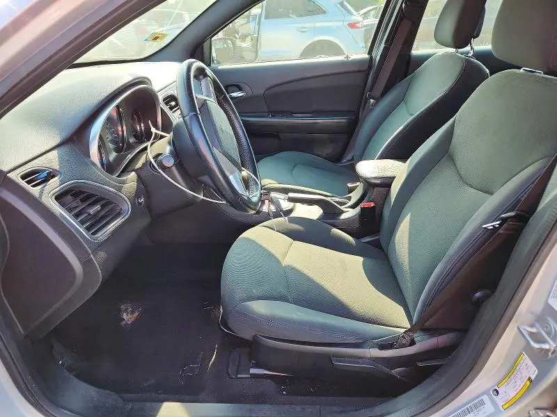 2012 CHRYSLER 200   