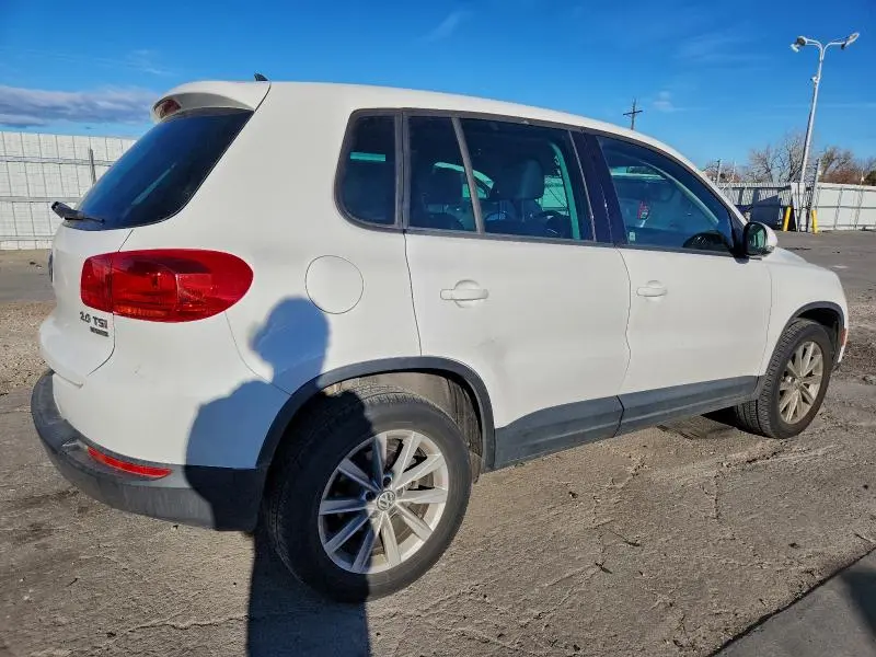 2014 VOLKSWAGEN TIGUAN S  
