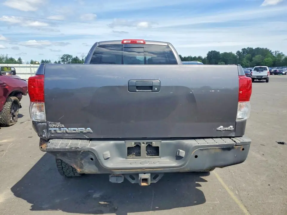 2012 TOYOTA TUNDRA DOUBLE CAB SR5  