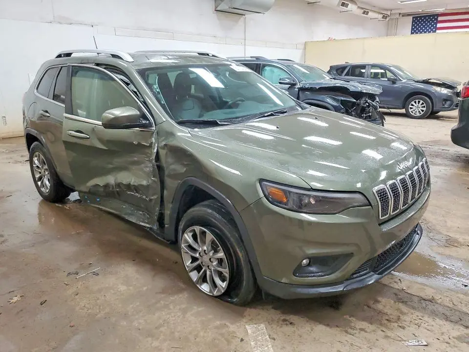 2021 JEEP CHEROKEE LATITUDE LUX  