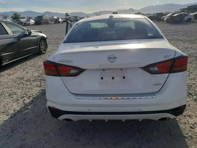 2019 NISSAN ALTIMA SV