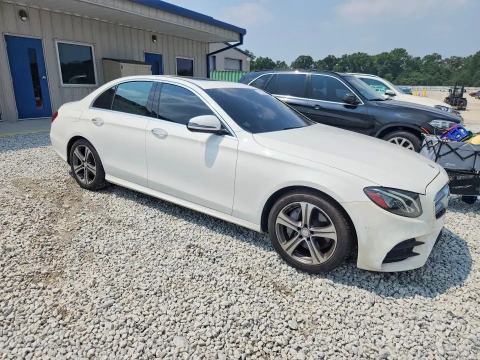 2017 MERCEDES-BENZ E 300  