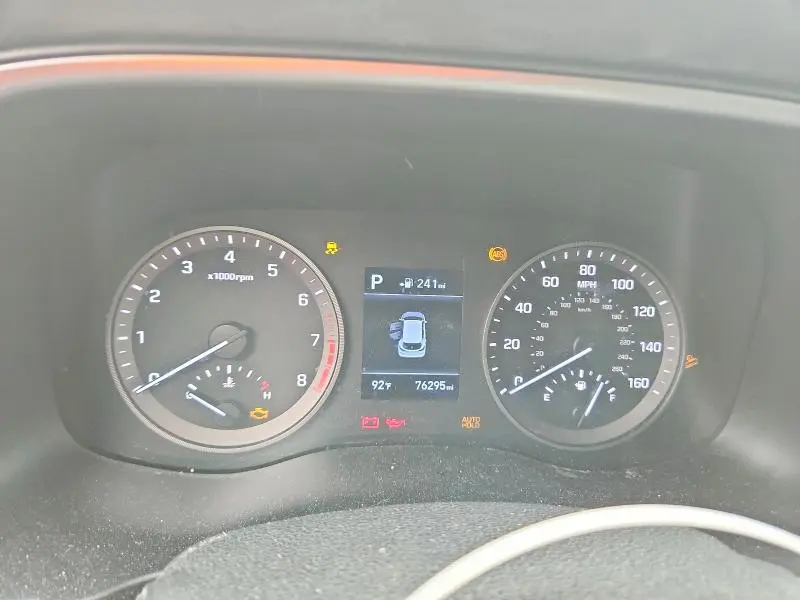2019 HYUNDAI TUCSON SE  