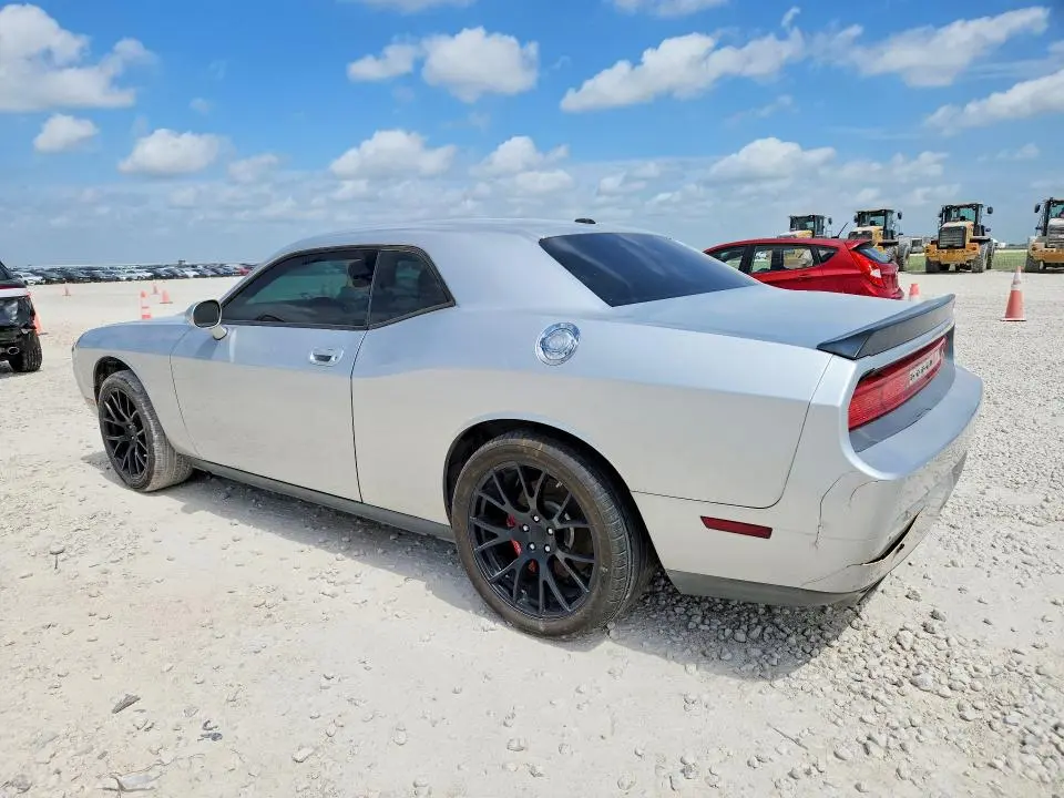 2010 DODGE CHALLENGER SRT-8  