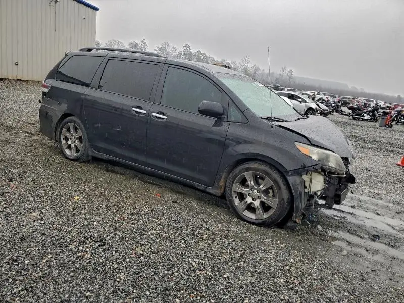 2014 TOYOTA SIENNA SPORT  
