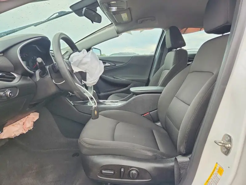 2019 CHEVROLET MALIBU LS  