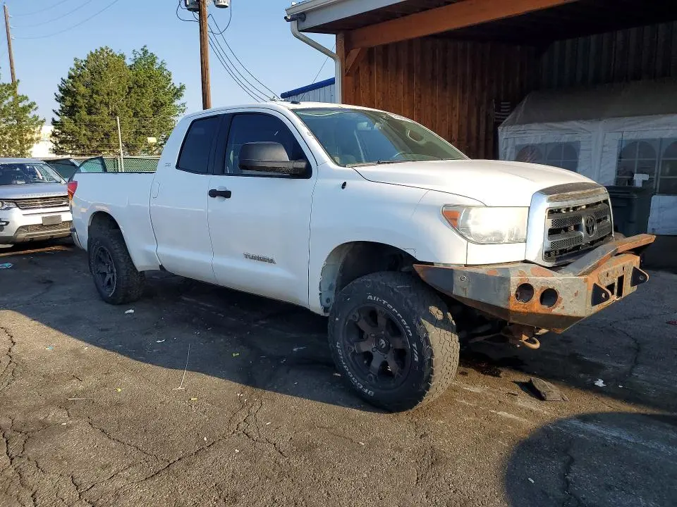 2013 TOYOTA TUNDRA DOUBLE CAB SR5  