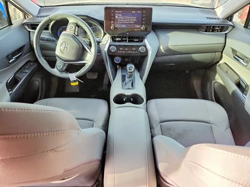 2021 TOYOTA VENZA LE  