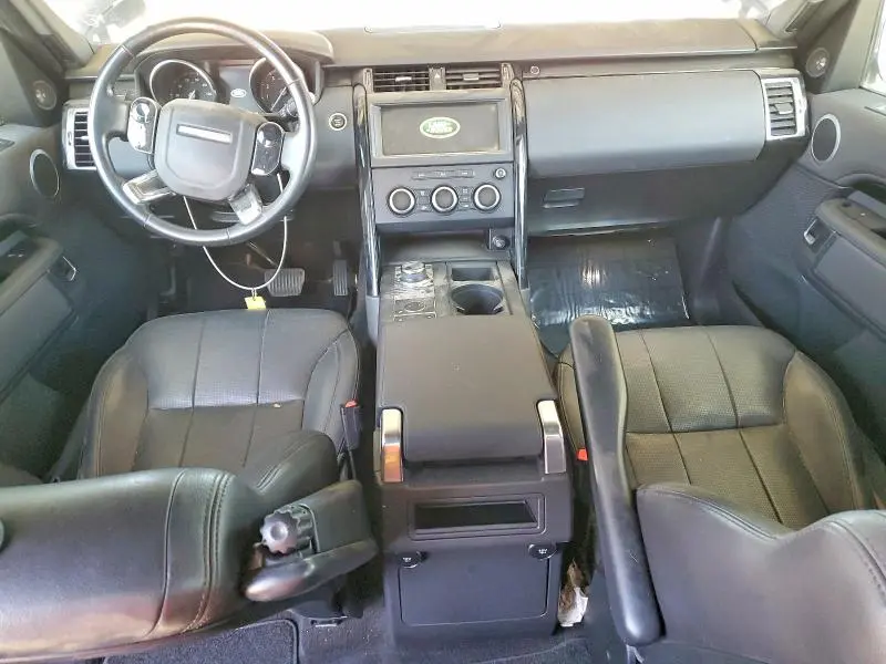 2020 LAND ROVER DISCOVERY SE  