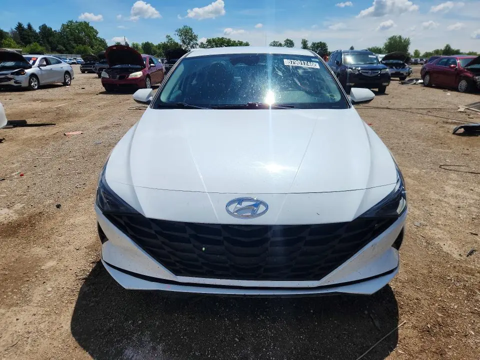2021 HYUNDAI ELANTRA SEL  