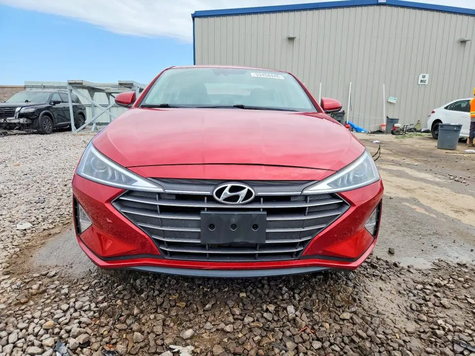 2019 HYUNDAI ELANTRA SEL  