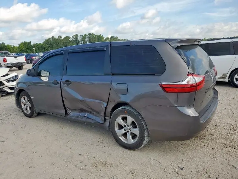 2017 TOYOTA SIENNA   