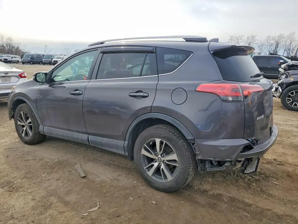 2016 TOYOTA RAV4 XLE  