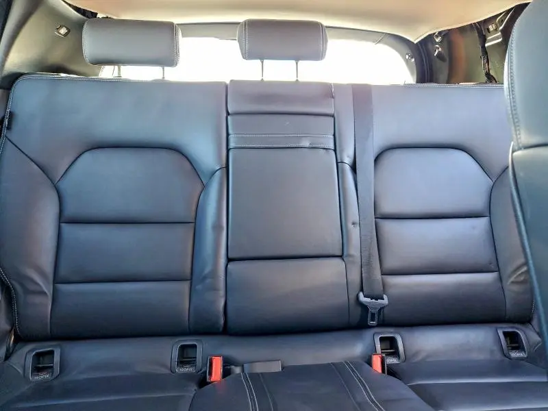 2017 INFINITI QX30 BASE  