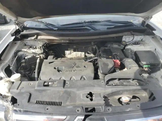 2014 MITSUBISHI OUTLANDER SE  