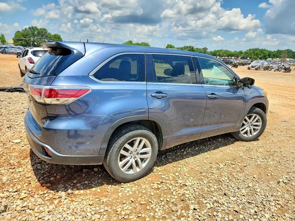 2014 TOYOTA HIGHLANDER LE  
