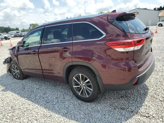 2018 TOYOTA HIGHLANDER SE  