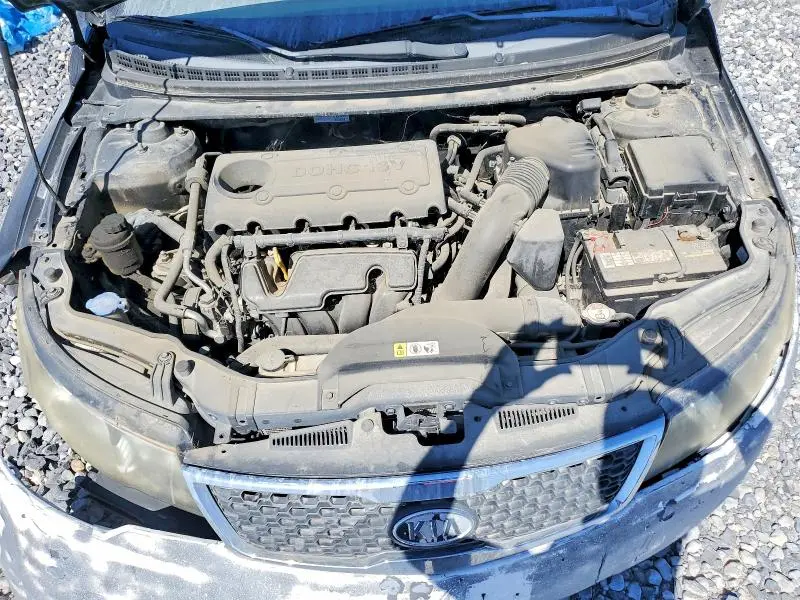 2013 KIA FORTE LX  