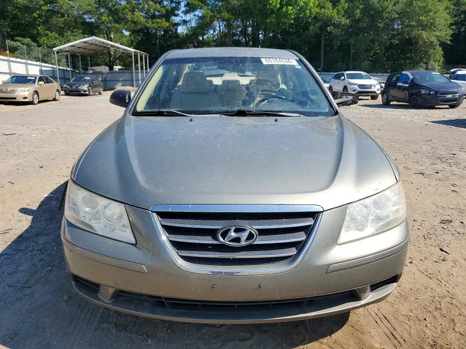 2010 HYUNDAI SONATA GLS  