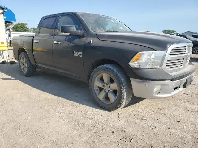 2016 RAM 1500 SLT