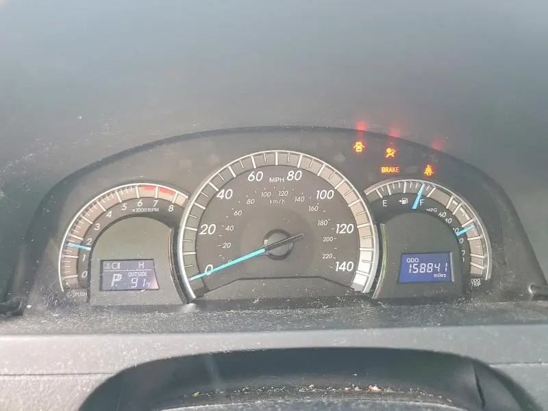 2013 TOYOTA CAMRY SE  