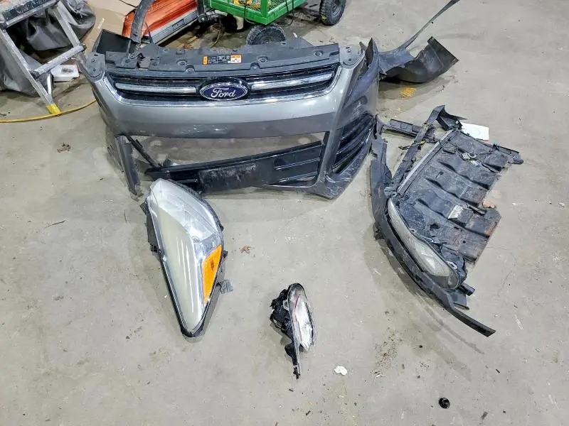 2014 FORD ESCAPE TITANIUM  