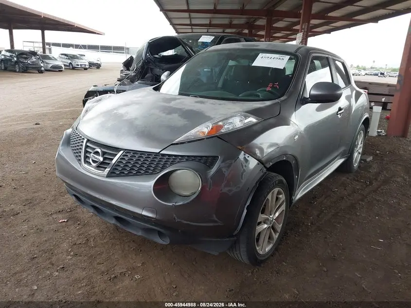 2013 NISSAN JUKE S