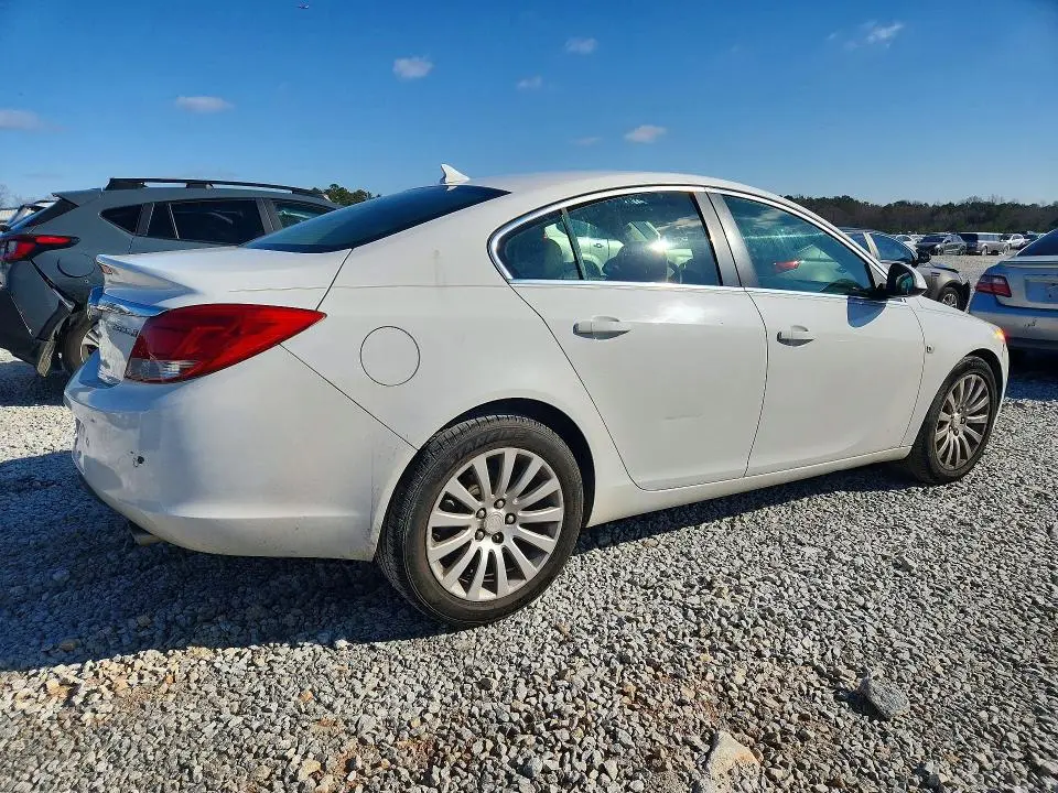 2011 BUICK REGAL CXL  
