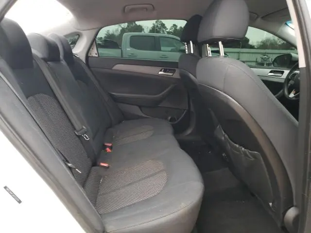 2018 HYUNDAI SONATA SE  