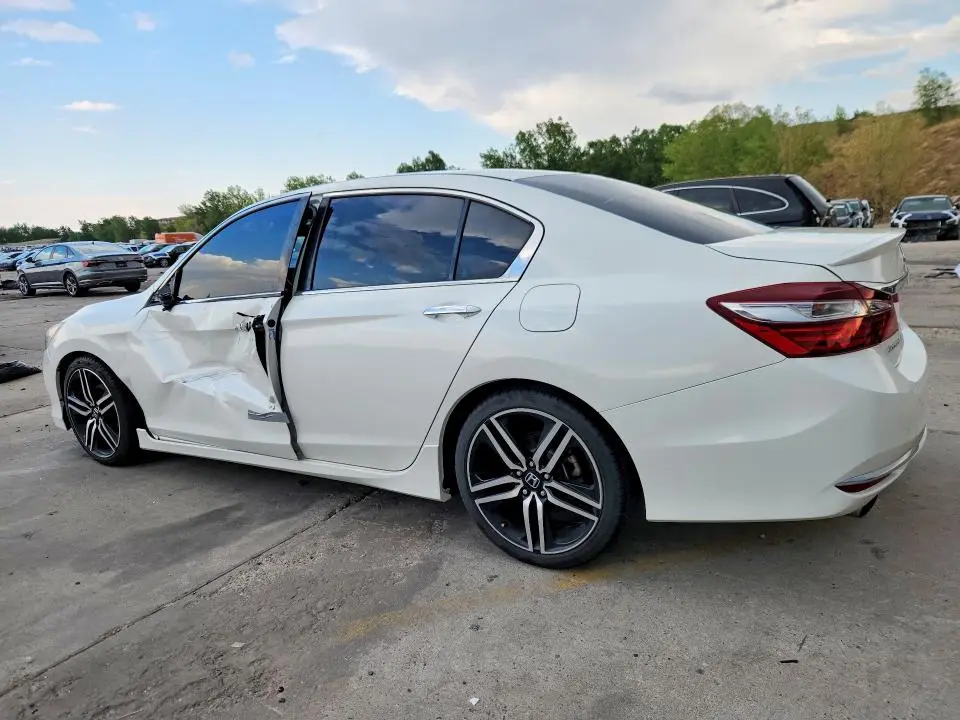 2017 HONDA ACCORD SPORT  